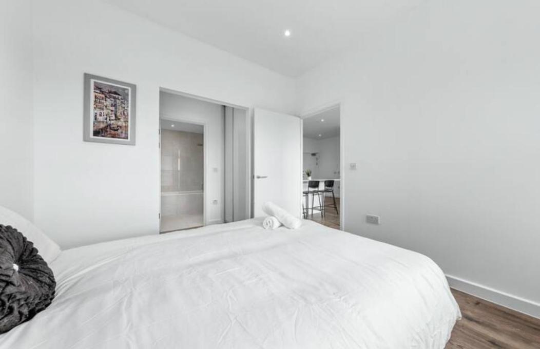 Апартаменти Airy 2Br Flat Delta London Dp332 Кройдон Екстер'єр фото