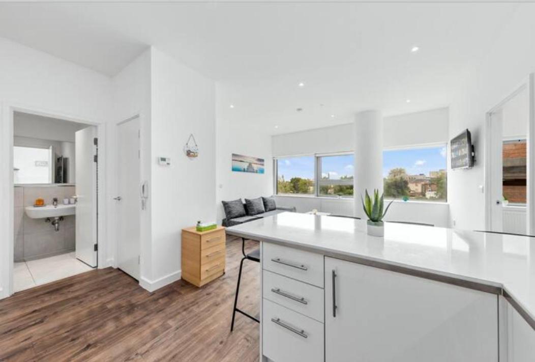 Апартаменти Airy 2Br Flat Delta London Dp332 Кройдон Екстер'єр фото