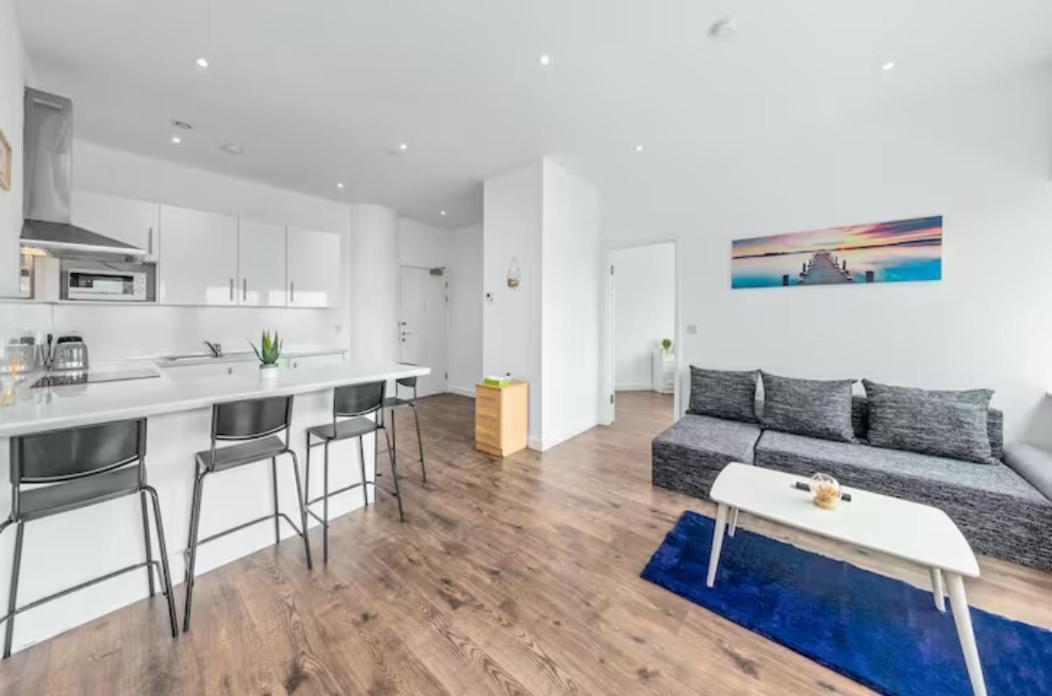 Апартаменти Airy 2Br Flat Delta London Dp332 Кройдон Екстер'єр фото