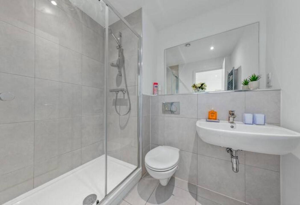 Апартаменти Airy 2Br Flat Delta London Dp332 Кройдон Екстер'єр фото